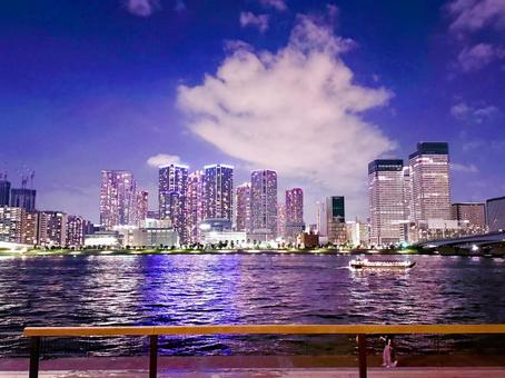 Night view of Tokyo Bay and the Harumi skyline, JPG