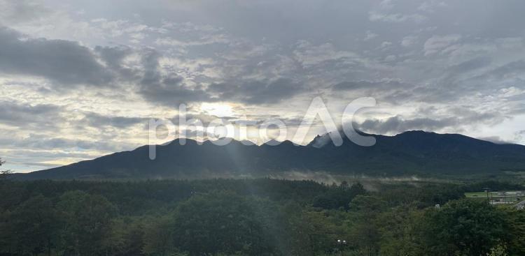 夕暮れの八ヶ岳連峰 風景,山,自然の写真素材