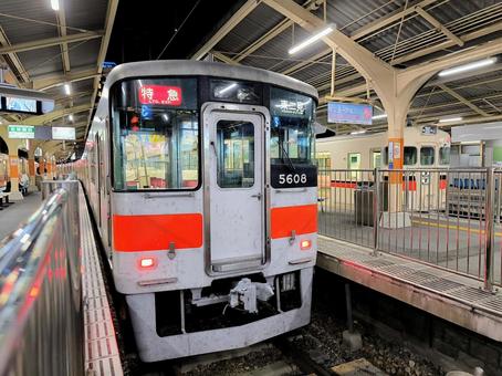 山陽電鉄、山陽姫路駅、ホーム 山陽電鉄、山陽姫路駅、ホーム 山陽電鉄,本線,5000系の写真素材