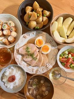 鶏むねチャーシュー定食 ご飯,夜ごはん,晩ごはんの写真素材