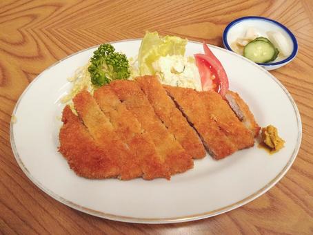 豚カツ 豚カツ とんかつ,揚物,肉料理の写真素材