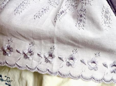 綺麗な刺繍装飾の背景素材 綺麗な刺繍装飾の背景素材 布,素材,テクスチャの写真素材