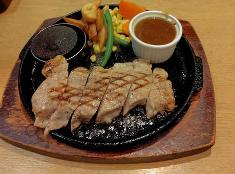 ステーキ 美味しい,料理,おいしいの写真素材