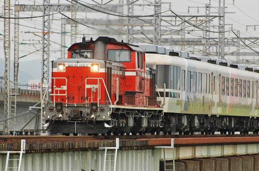 DD51 ジョイフルトレイン あすか DD51 ジョイフルトレイン あすか 鉄道,電車,線路の写真素材