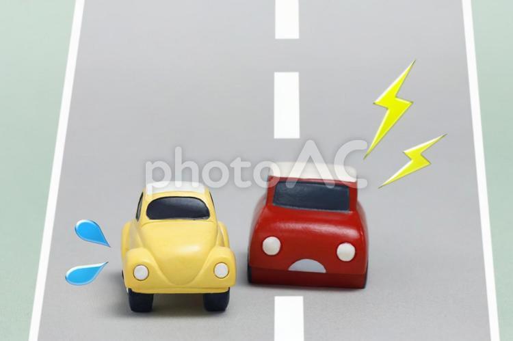 煽る車のイメージ 車,あおり運転,自動車の写真素材