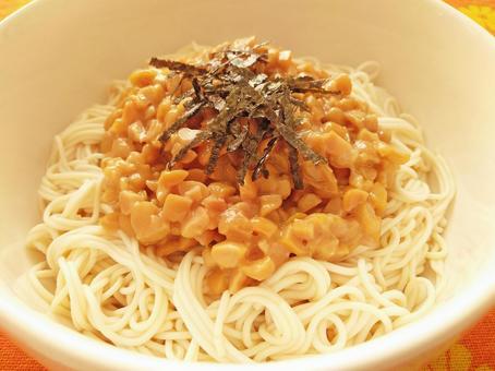 豆腐素麺風と納豆 豆腐素麺風と納豆 豆腐,素麺風,万能食材の写真素材