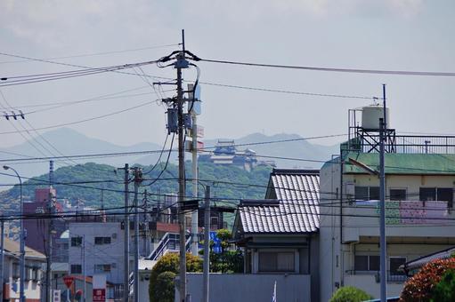 お城の見える町角風景 お城の見える町角風景の写真