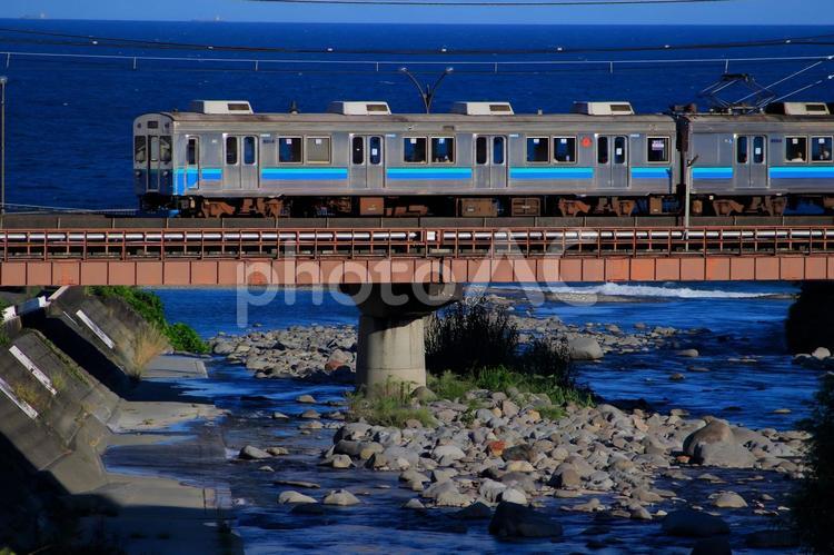 渚の潮風、伊豆急行線 鉄道,旅行,伊豆の写真素材
