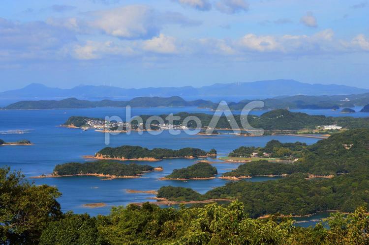 島々が連なる西海国立公園長崎県の九十九島 九十九島,くじゅうくしま,長崎県の写真素材