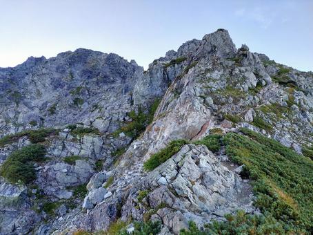 剱岳・早月尾根の岩稜帯 剱岳・早月尾根の岩稜帯の写真
