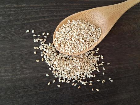 白胡麻_焦茶木目バック_2 白胡麻_焦茶木目バック_2の写真