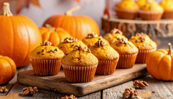 かぼちゃとナッツのマフィンの写真
