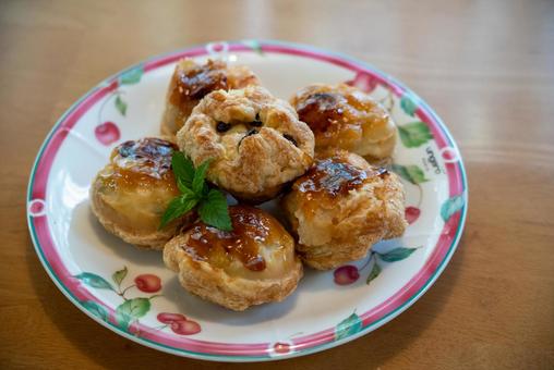 サクサク甘い焼菓子プレート 焼菓子,スイーツ,デザートの写真素材