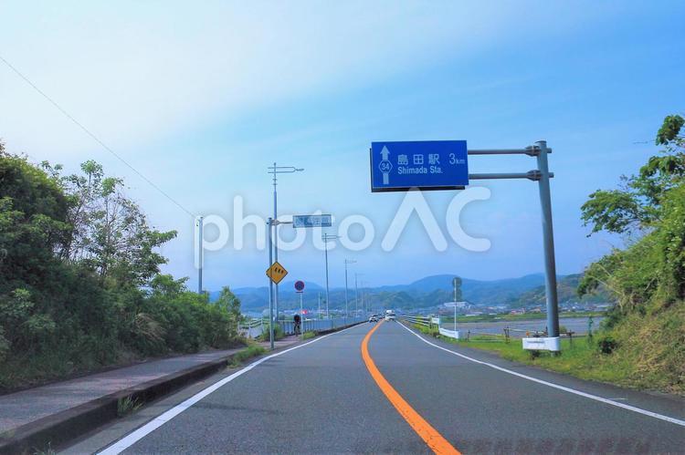 道路　横風注意 道路,横風注意,交通標識の写真素材