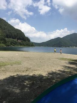 夏の湖 夏の湖の写真