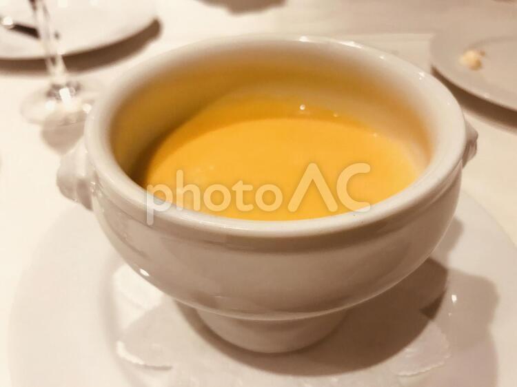 カボチャと白いんげんのスープ スープ,カボチャ,ディナーの写真素材
