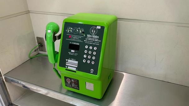 なつかしい公衆電話 なつかしい公衆電話 公衆電話,古い公衆電話,昭和の写真素材