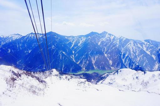 立山黒部アルペンルートのロープウェイ 立山黒部アルペンルートのロープウェイ 富山,立山連峰,立山ロープウェイの写真素材