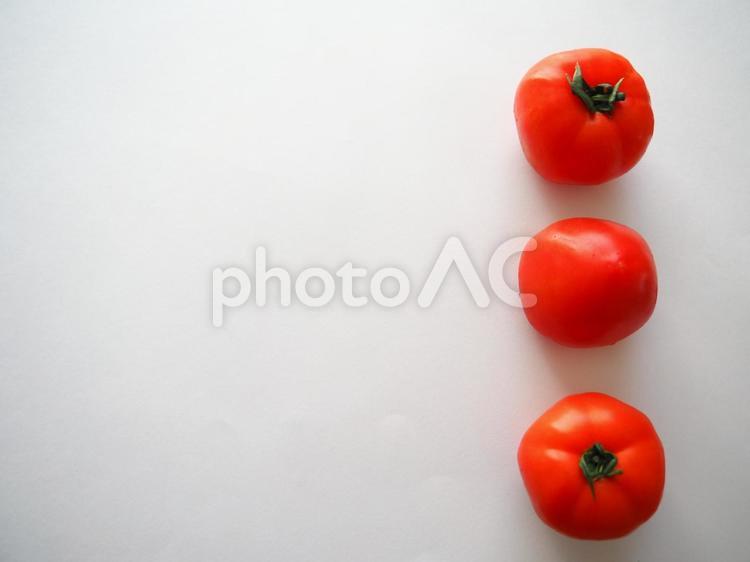 縦並びのトマト トマト,野菜,食材の写真素材