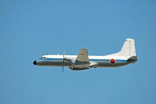 飛行機 航空自衛隊 YS-11 飛行機 航空自衛隊 YS-11 旅客機,輸送機,空の写真素材