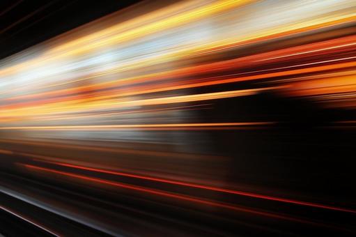 スピード高速 スピード高速の写真