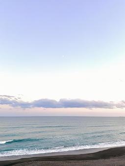 マジックアワーの海 マジックアワーの海 マジックアワー,海,マジックアワーの海の写真素材
