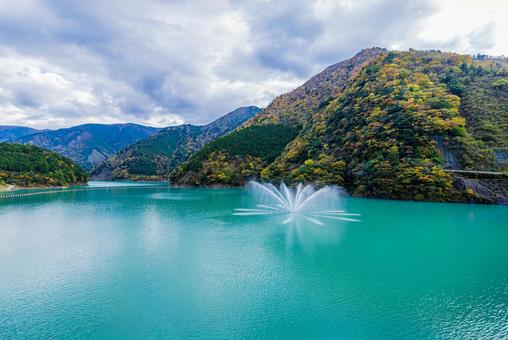 静岡県 長島ダム・秋景色 静岡県 長島ダム・秋景色 長島ダム,秋,紅葉の写真素材
