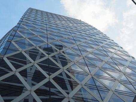 超高層ビルを見上げる 新宿,新宿西口,超高層ビルの写真素材