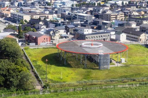 富山空港にある航法援助施設 富山空港,航法援助施設,無線標識の写真素材