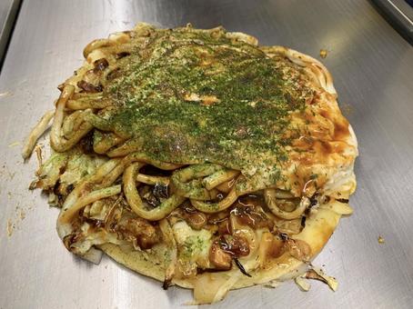 広島風お好み焼き 広島風お好み焼き,広島,鉄板の写真素材