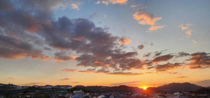 朝日 朝日,朝焼け,朝の写真素材