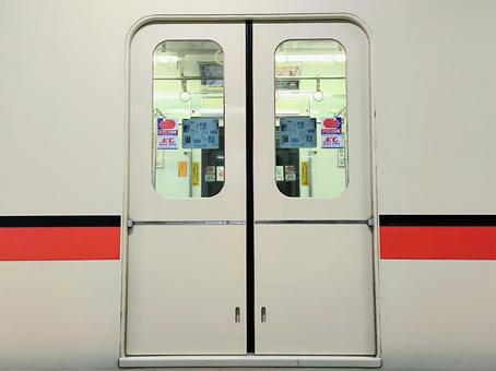 電車のドア、山陽電鉄3000系 電車のドア、山陽電鉄3000系 山陽電鉄,本線,ドアの写真素材