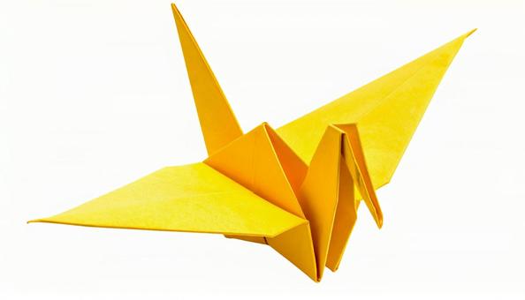 黄色の折り鶴 折り紙 (背景透過) 黄色の折り鶴 折り紙 (背景透過)の写真