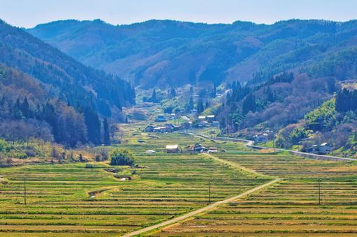 日本の里山ののどかで美しい景観 日本,里山,棚田の写真素材