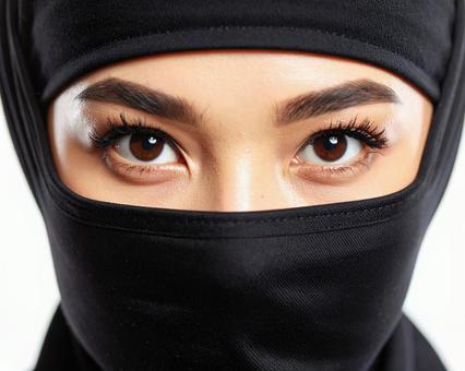 目だけ強調の写真