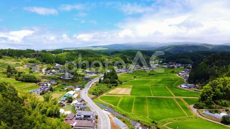 Drone写真(田舎道) 風景,自然,眺めの写真素材