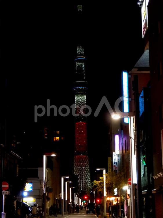 錦糸町から見る東京スカイツリー（夜景） 錦糸町,東京スカイツリー,スカイツリーの写真素材