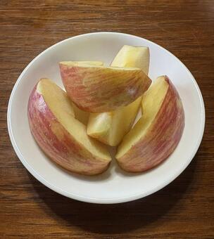 R7.11.28　カットりんごサンふじ カットりんご,りんご,りんごサンふじの写真素材