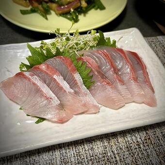 ヒラマサの刺身 旦那飯,男の料理,手料理の写真素材