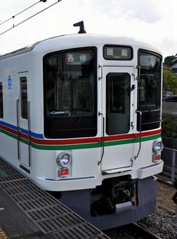 西武4000系各停停車中 西武4000系各停停車中 西武4000系,西武鉄道,各駅停車の写真素材