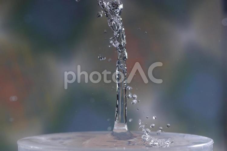 水滴百変化 水滴,不思議,一瞬の写真素材