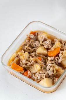 肉じゃが作り置き 肉じゃが作り置きの写真