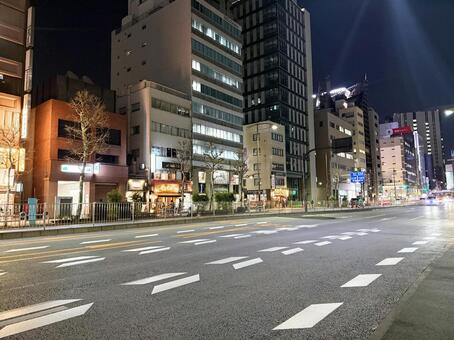 夜のビジネス街 夜,道,街の写真素材