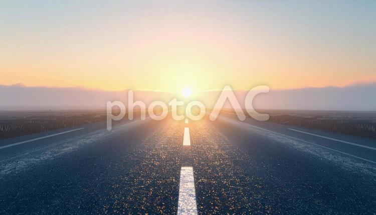 希望への道／日の出が照らす未来 道,道路,地平線の写真素材