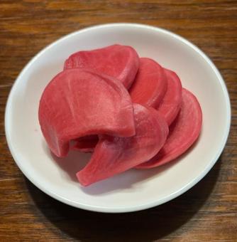 R7.11.25　赤かぶの酢漬け 夕食,野菜,赤かぶの酢漬けの写真素材