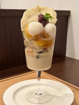 和栗のパフェ パフェ,デザート,モンブランの写真素材