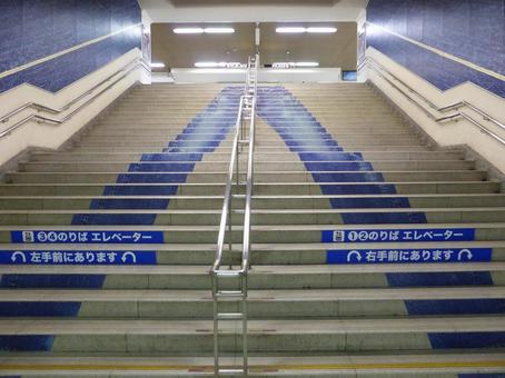 Kurashiki JR Kojima Station stairs, JPG