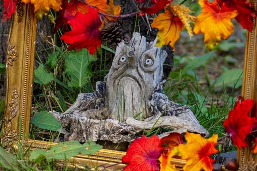 ハロウィンの飾り⒆ ハロウィンの飾り⒆ ハロウィン,飾り,切り株の写真素材