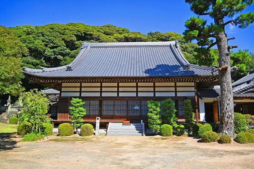 西尾の吉良家の菩提寺「片岡山 華蔵寺」 西尾の吉良家の菩提寺「片岡山 華蔵寺」 華蔵寺,菩提寺,吉良上野介義央の写真素材