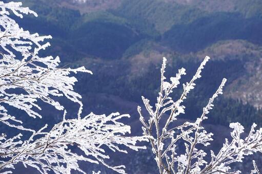 鳥取大山の冬登山12　雪山素材　風景 雪山,登山,危険の写真素材